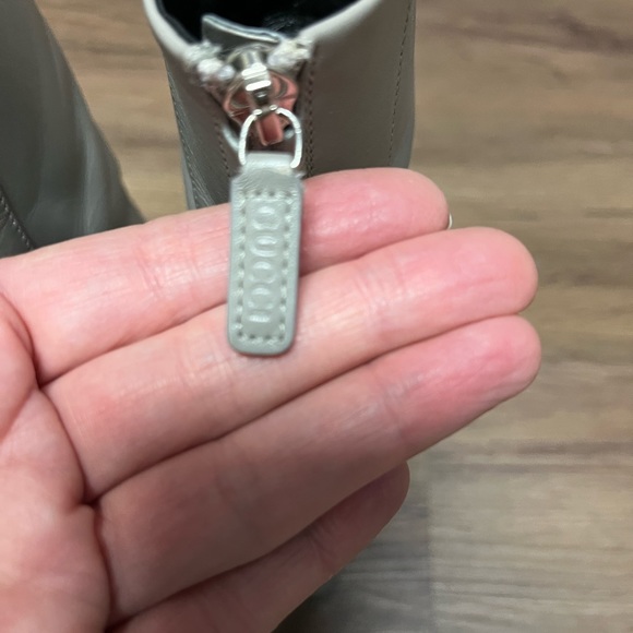 Gucci boots, authentic 100%, size 36 1/2, leather Horsebit Ankle Boots, no box - Picture 5 of 10